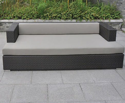 Pe Rattan Sectional Sofa Indoor Furniture Sofa Wrought Iron Sofa Lunge Sunbed Bed Set